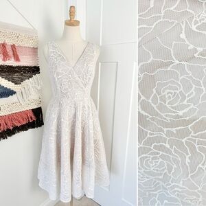 Adrianna Papell Floral Mesh High Low Dress Cream Sz 6 NWT